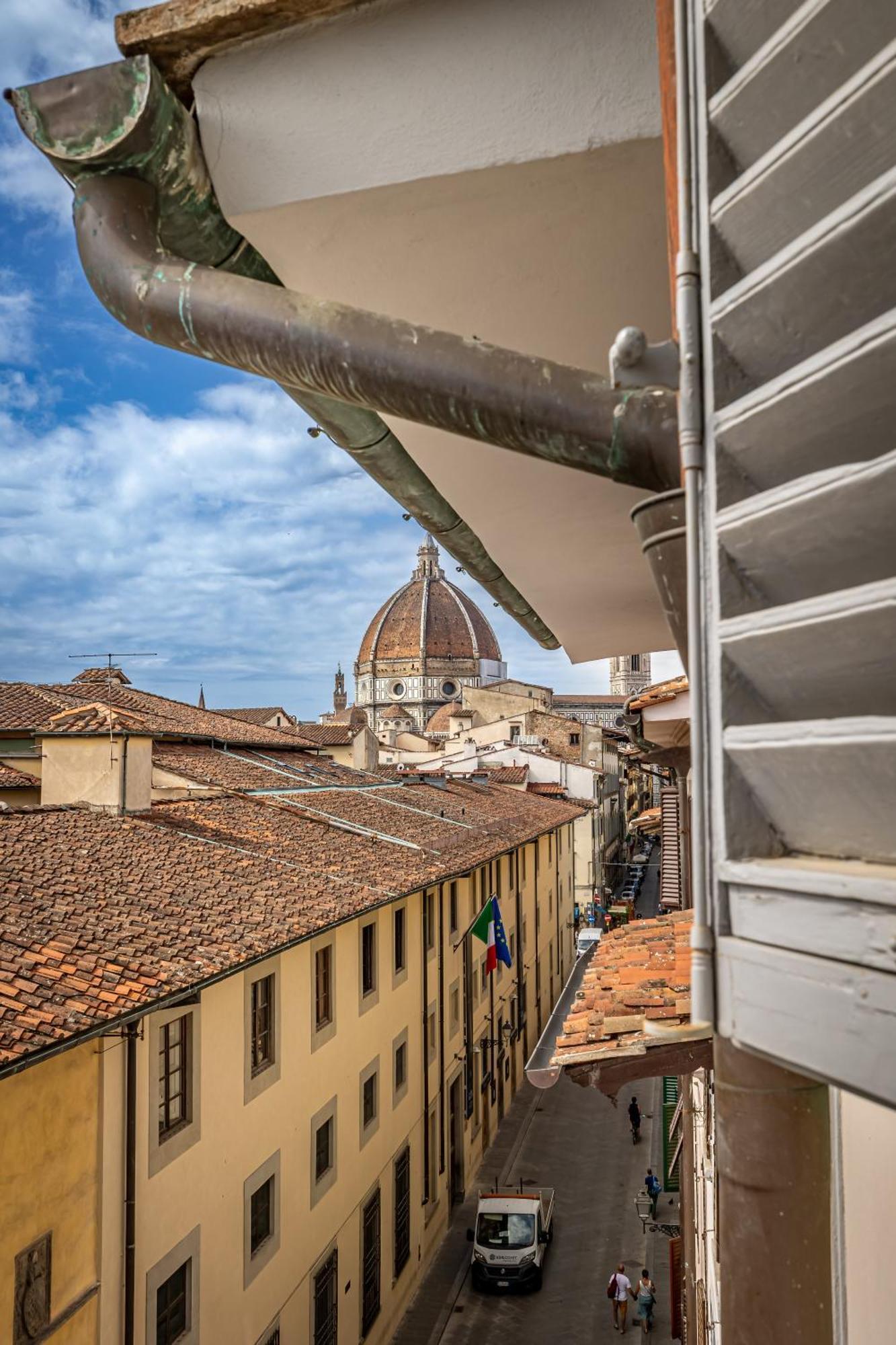 Yd Stunning Terrace On The Accademia Apartment Florence Exterior photo